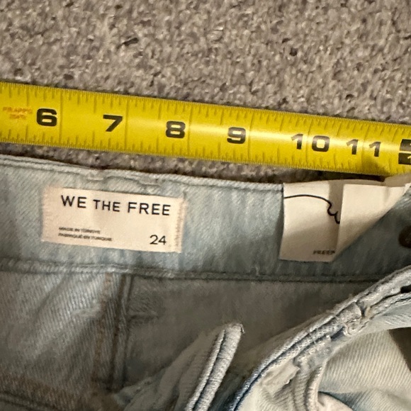 NWT Free People Don’t Wait Up Baggy Boyfriend Distressed Jeans ~ Light Wash - Picture 10 of 16